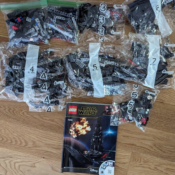 LIKE NEW Lego Kylo Ren's Shuttle 75256 RETIRED - Picture 2 of 6